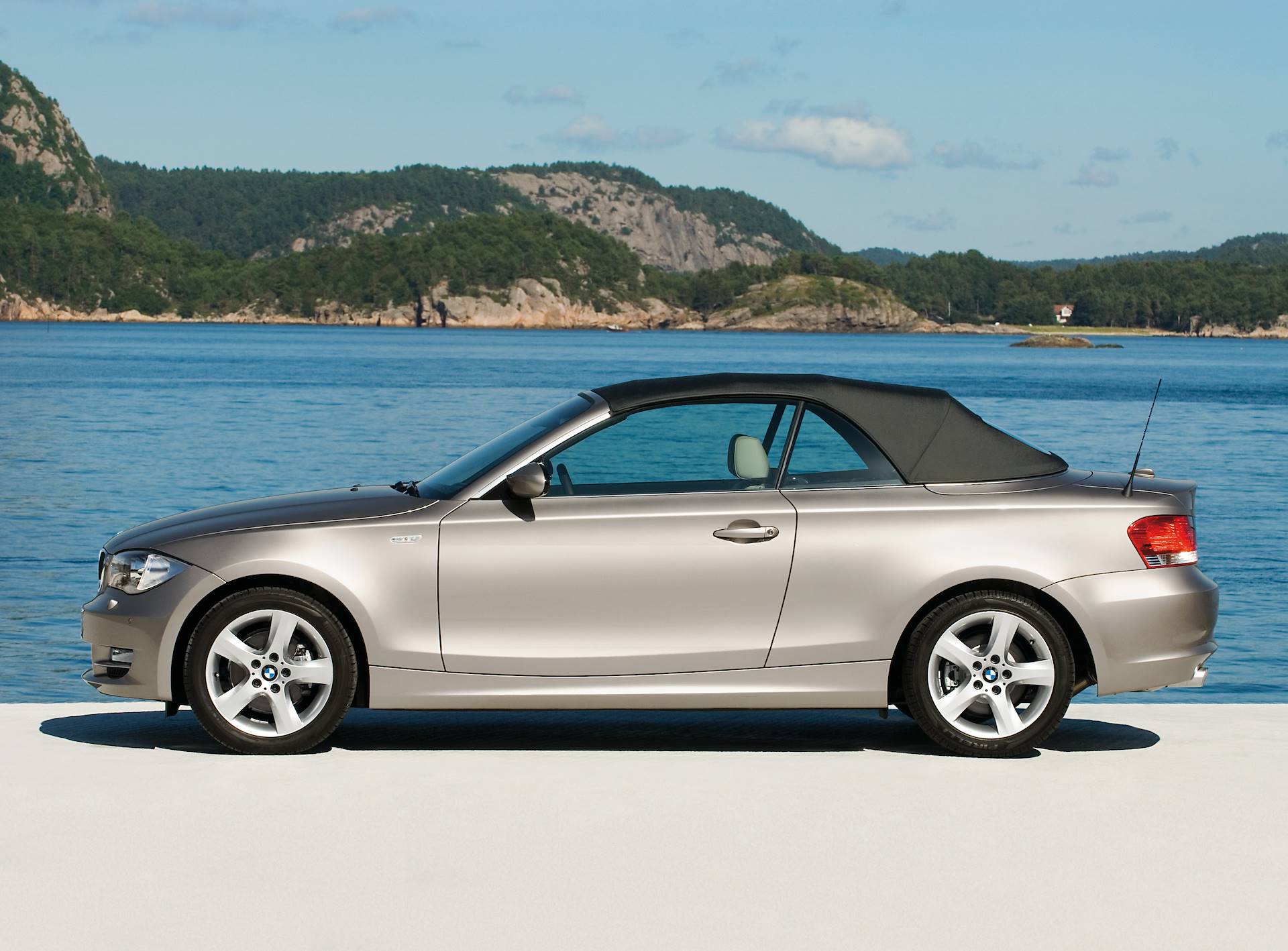BMW E88 Cabrio 128i Mod. USA (233 Hp) 2008 -> 2011